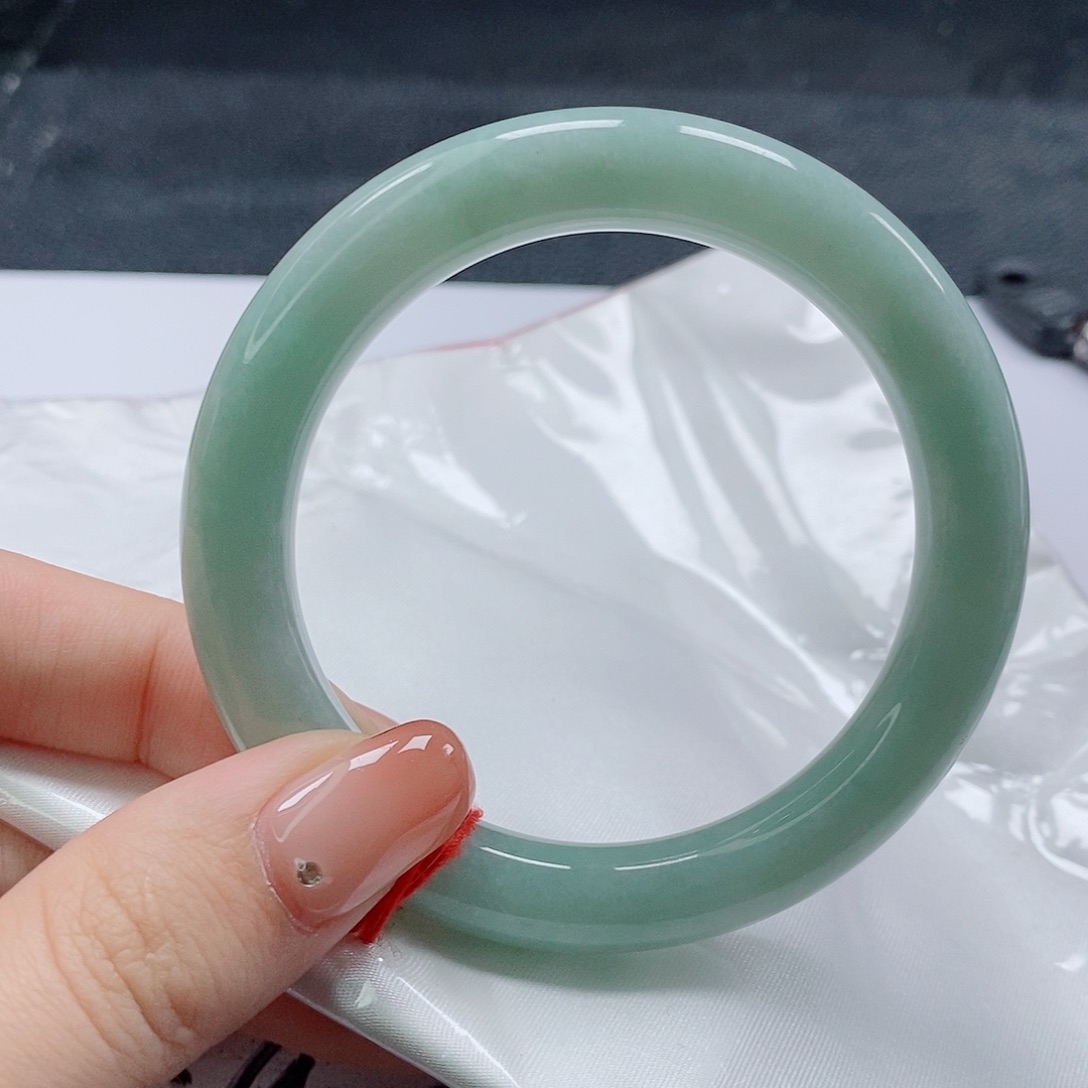 【闪购商品】未镶嵌手镯（圆镯）翡翠475号