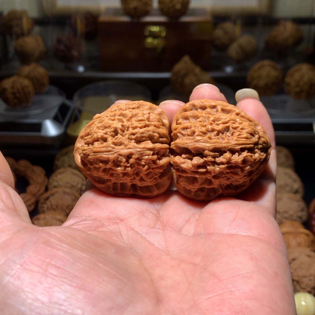 文玩核桃405正三角南疆