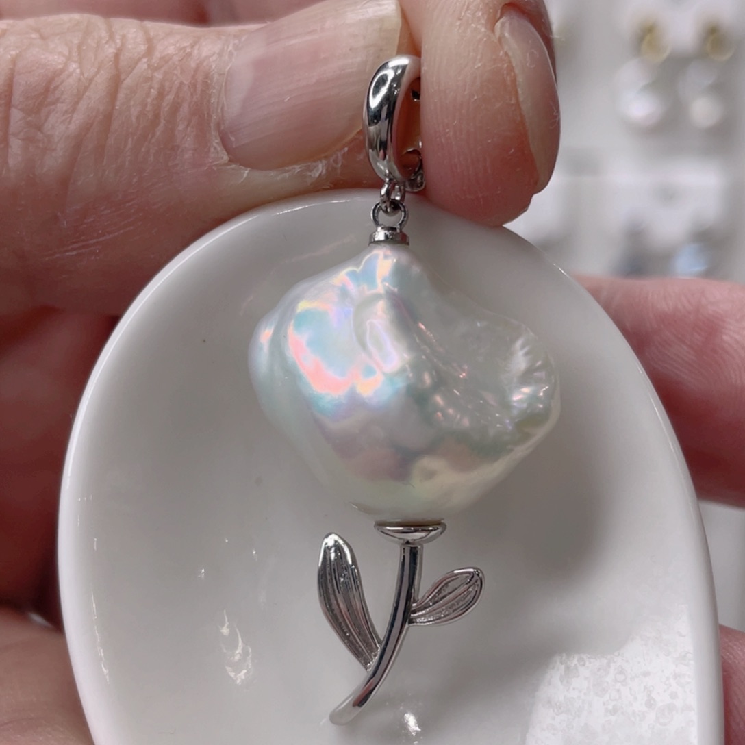 颈饰未镶嵌淡水珍珠