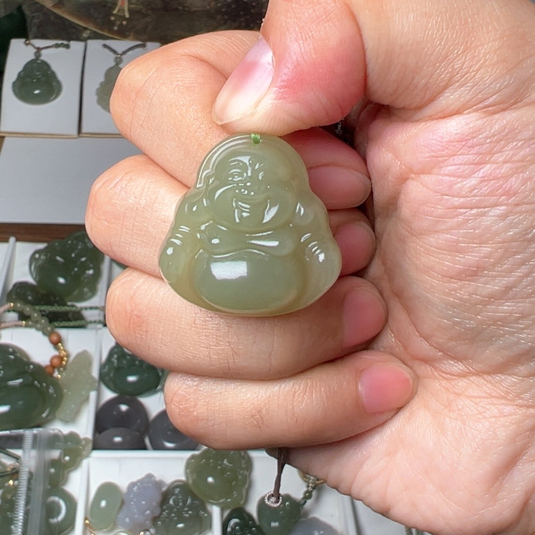 和田玉吊坠(不含链)未镶嵌汉*?30mm新年佛公特价款