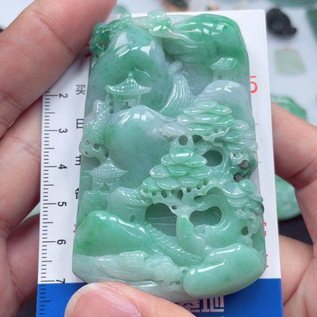 翡翠颈饰未镶嵌9588888888