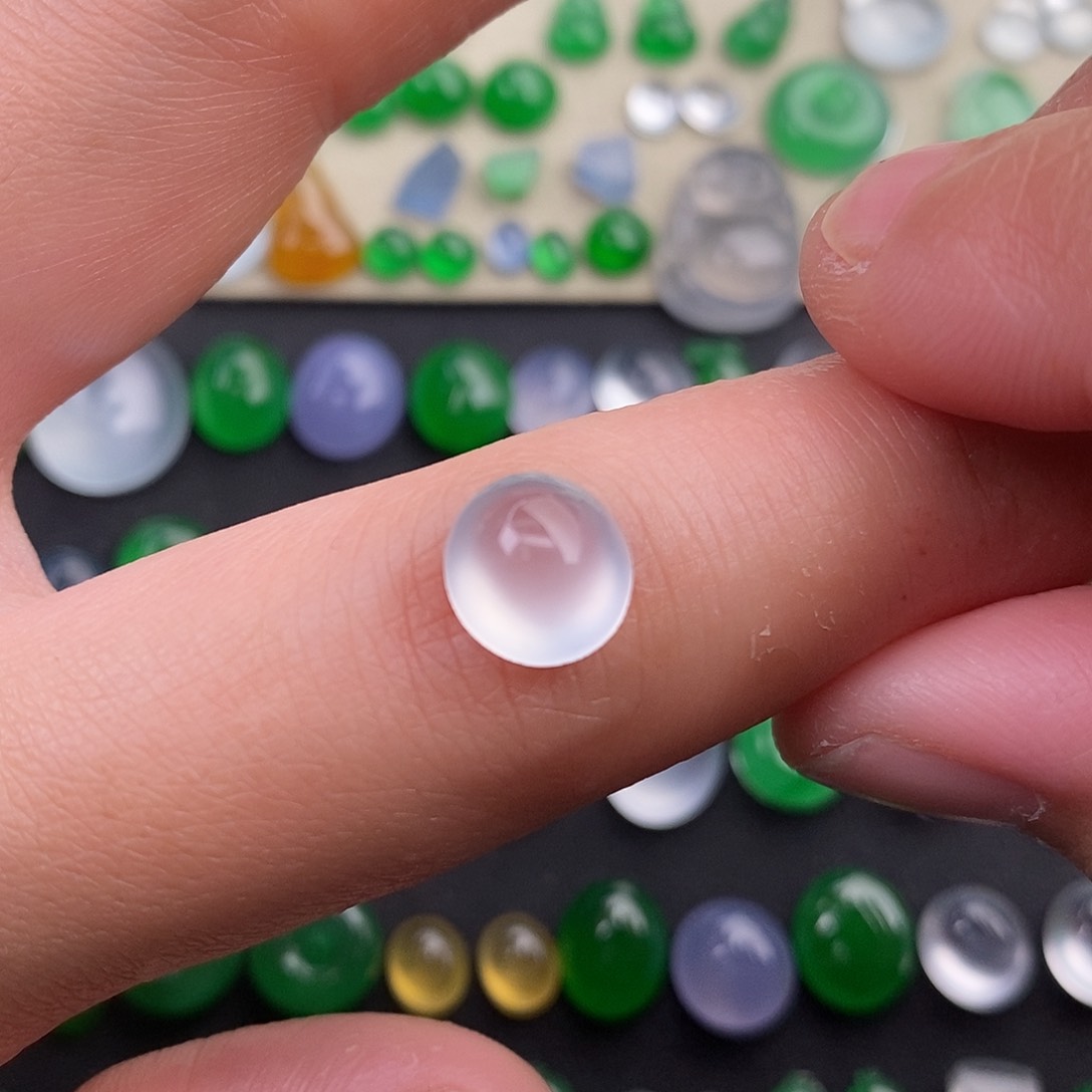 定制翡翠未镶嵌翡翠