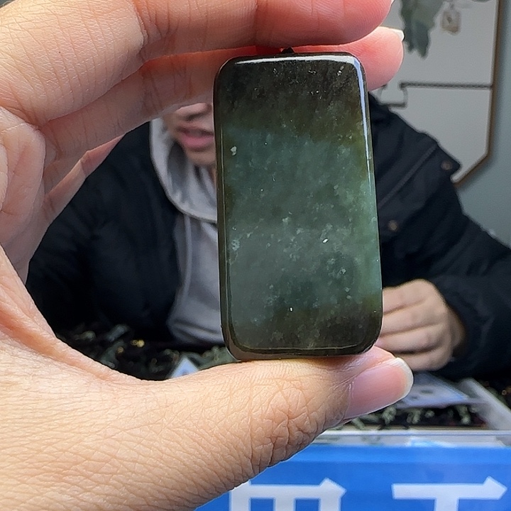 和田玉未镶嵌颈饰有棉