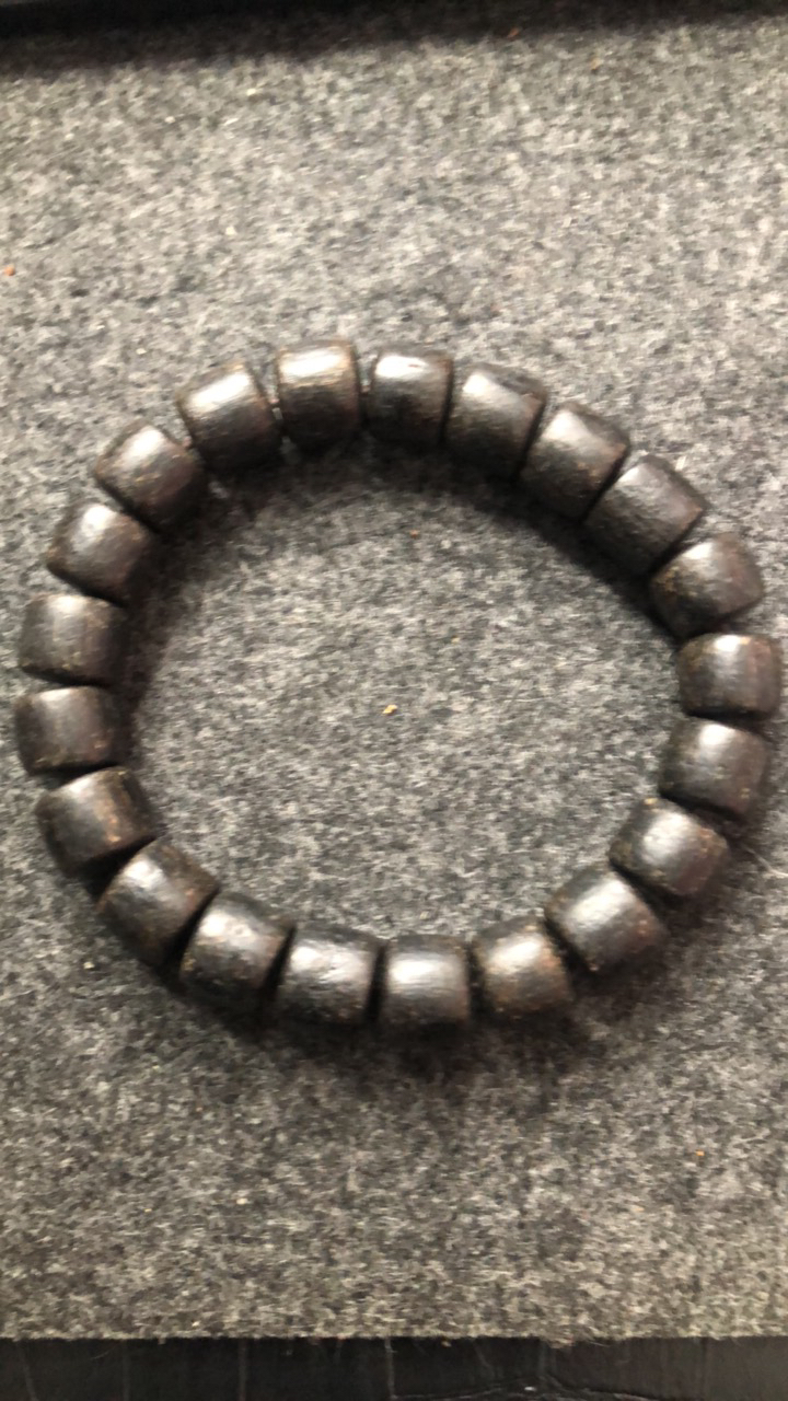 17A17福莱精选白奇10mm手串