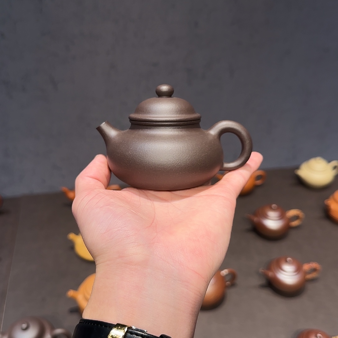 半***雪紫砂茶壶容天 乌泥 160cc