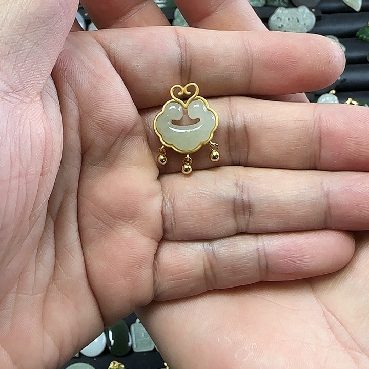 和田玉吊坠(不含链)银S925镶嵌