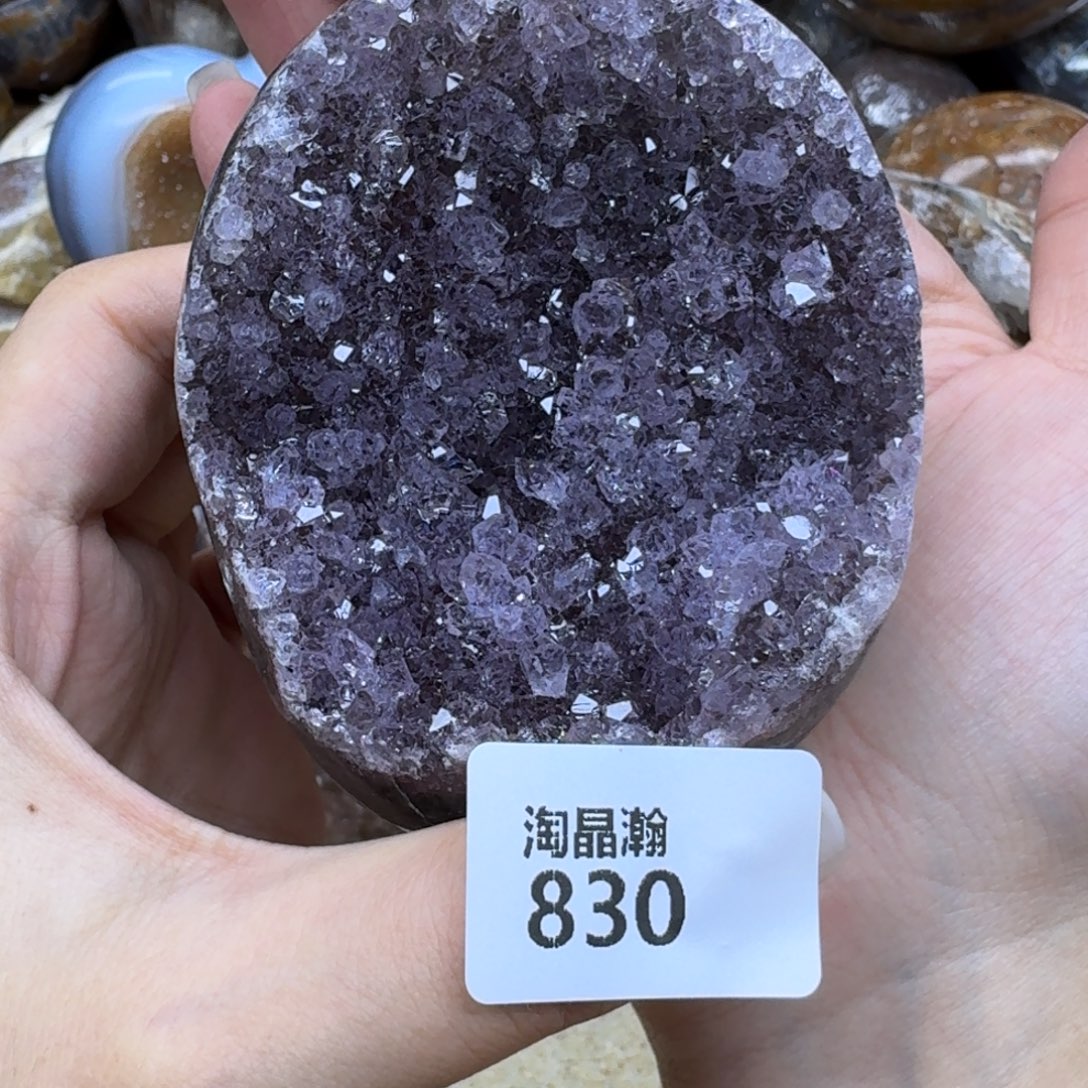 未镶嵌水晶大型摆件（非配饰）
