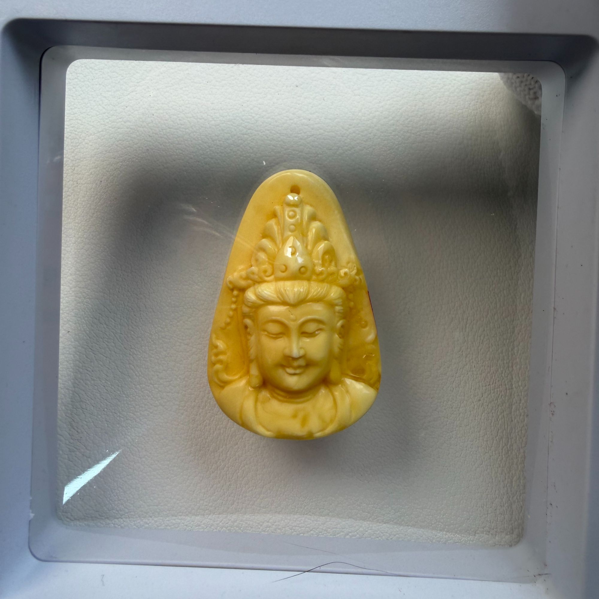 蜜蜡雕刻手把件吊坠