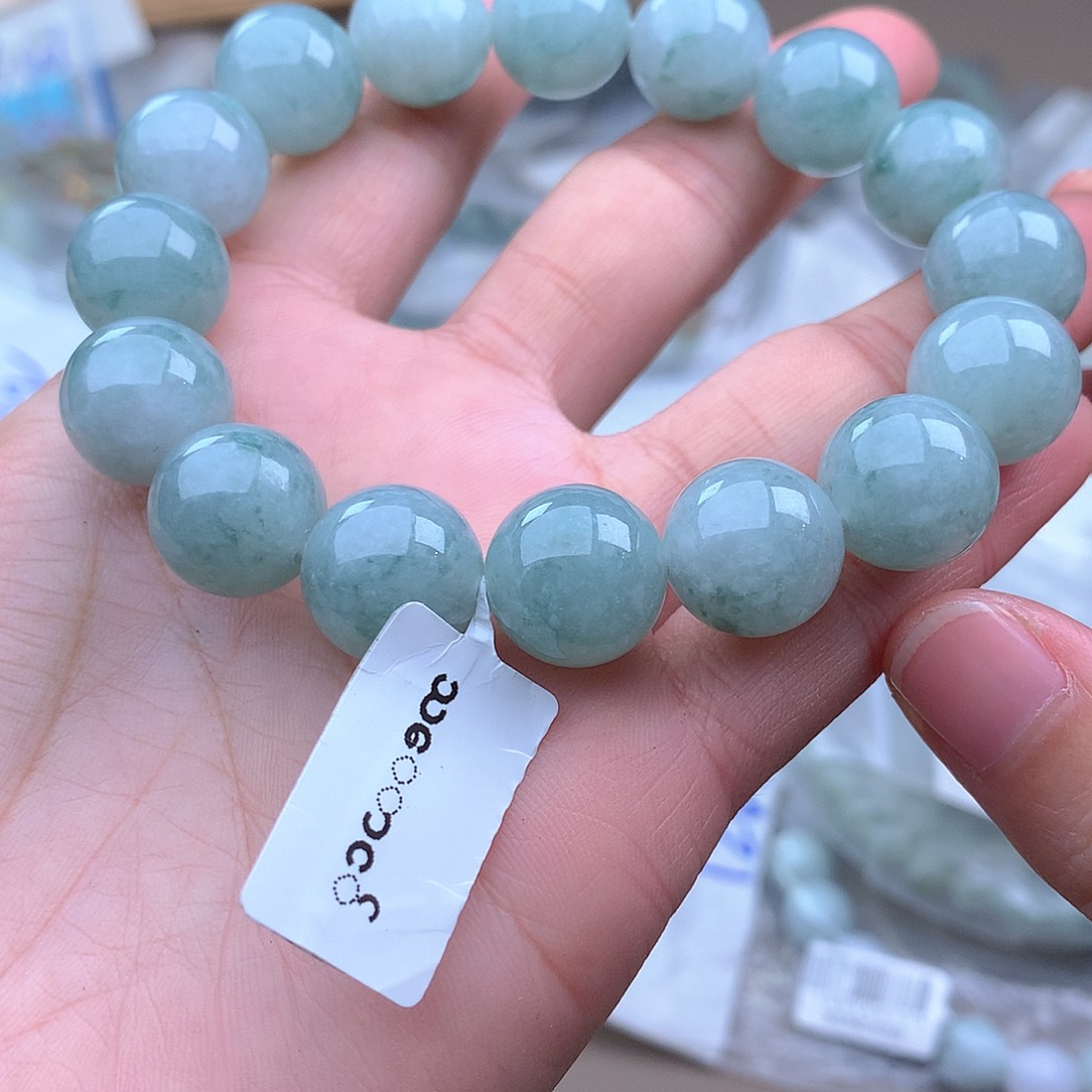 未镶嵌手串定制翡翠