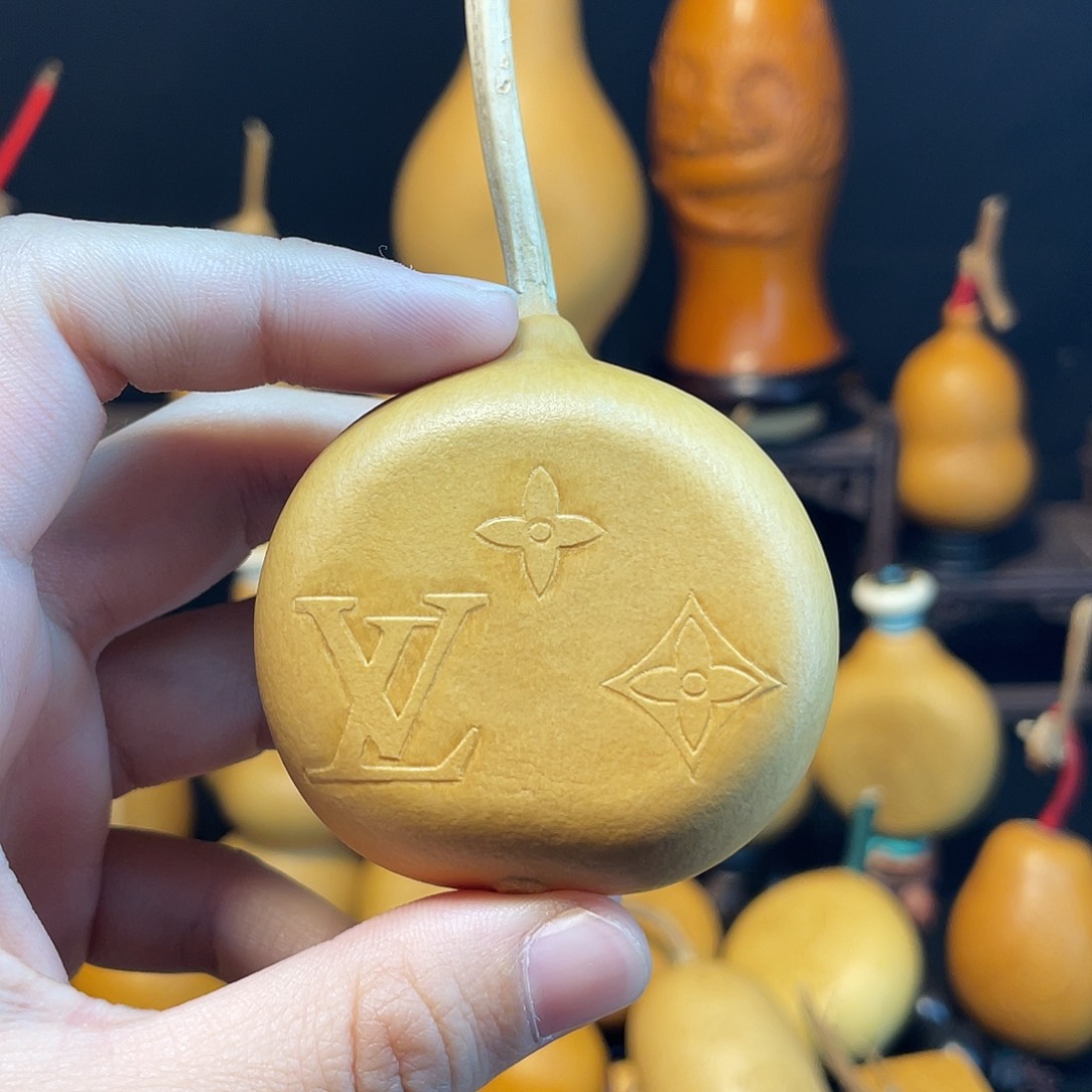 lv押花葫芦葫芦的