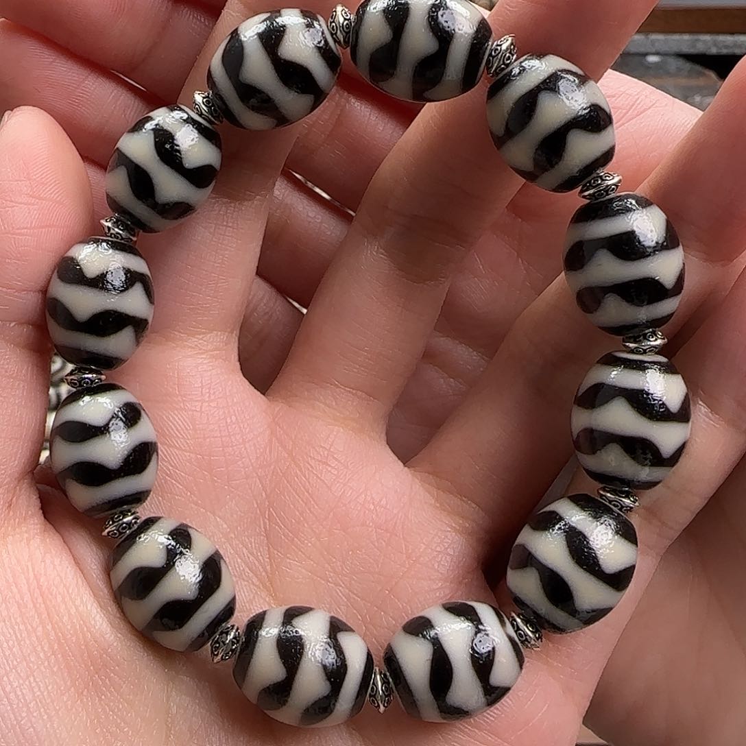 玛瑙/玉髓手串未镶嵌