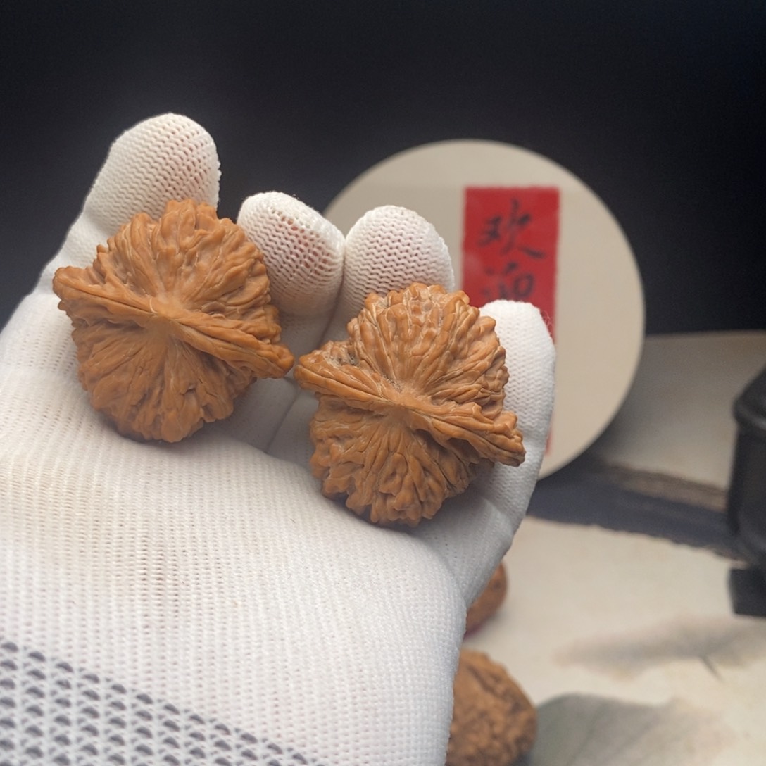 文玩核桃吊坠40四座楼