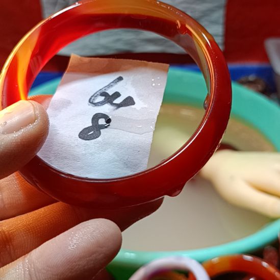 玛瑙/玉髓手镯未镶嵌