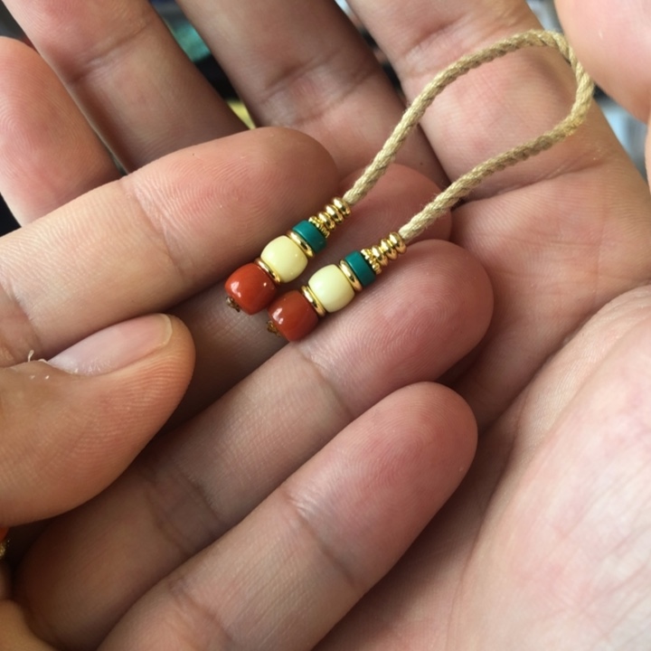 蜜蜡珠宝奇石未镶嵌