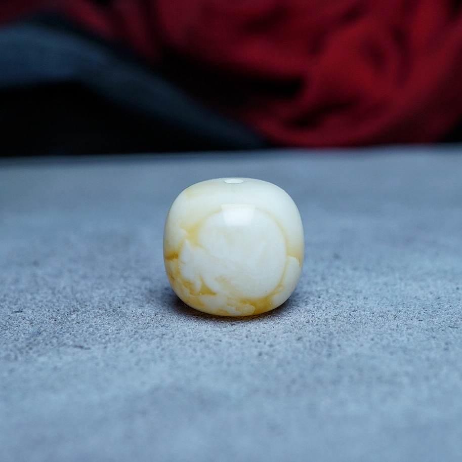 【段掌柜·15.7mm×14.4mm天眼金丝妖花石膏瓷白】天然原矿蜜蜡老型珠