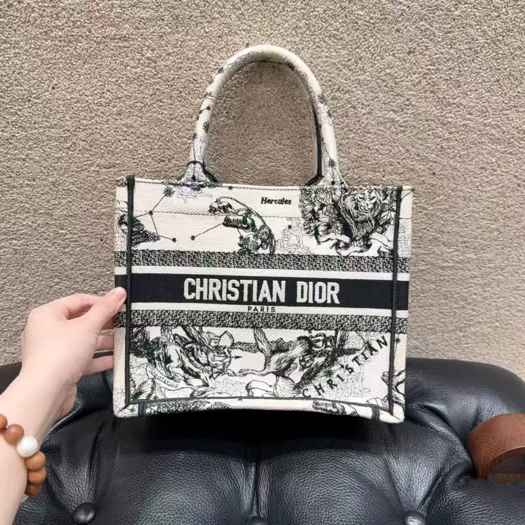 99新 DIOR/迪奥 Dior 小号 BookTote  星座图案 黑白拼手提托特包