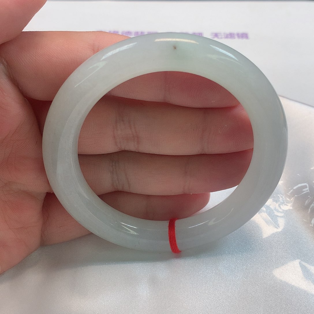 翡翠手镯（圆镯）未镶嵌266号