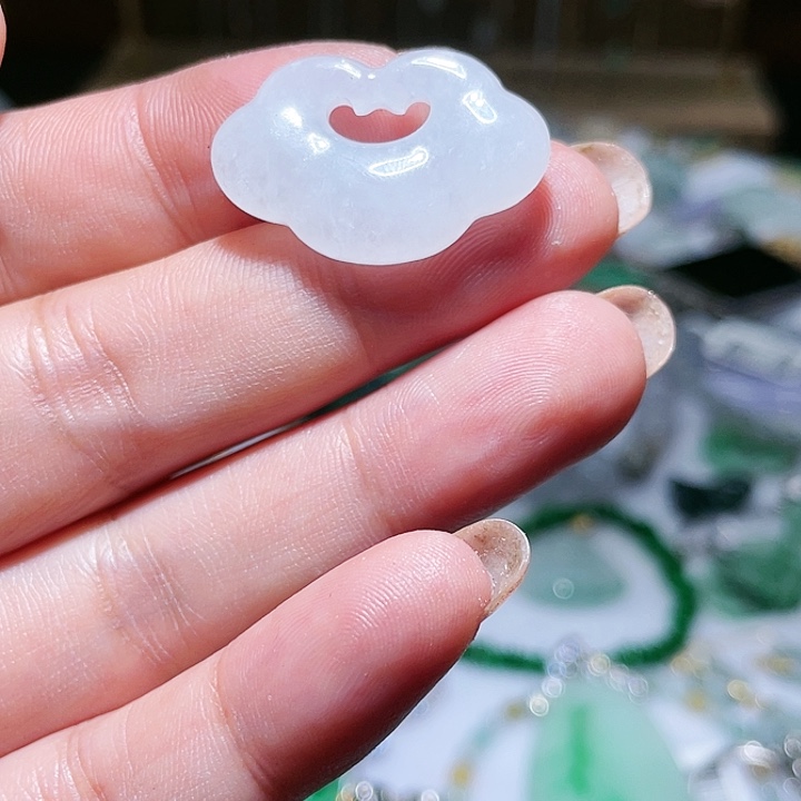 翡翠未镶嵌颈饰天然翡翠