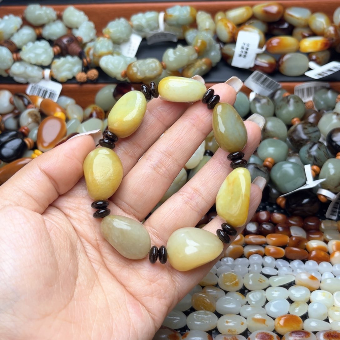 和田玉项链未镶嵌