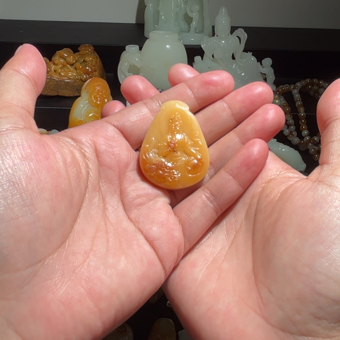 用***意和田玉（白玉）未镶嵌颈饰