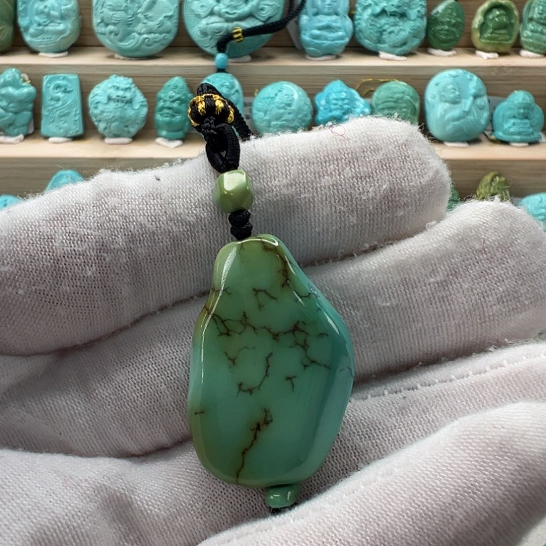 未镶嵌绿松石随形20mm