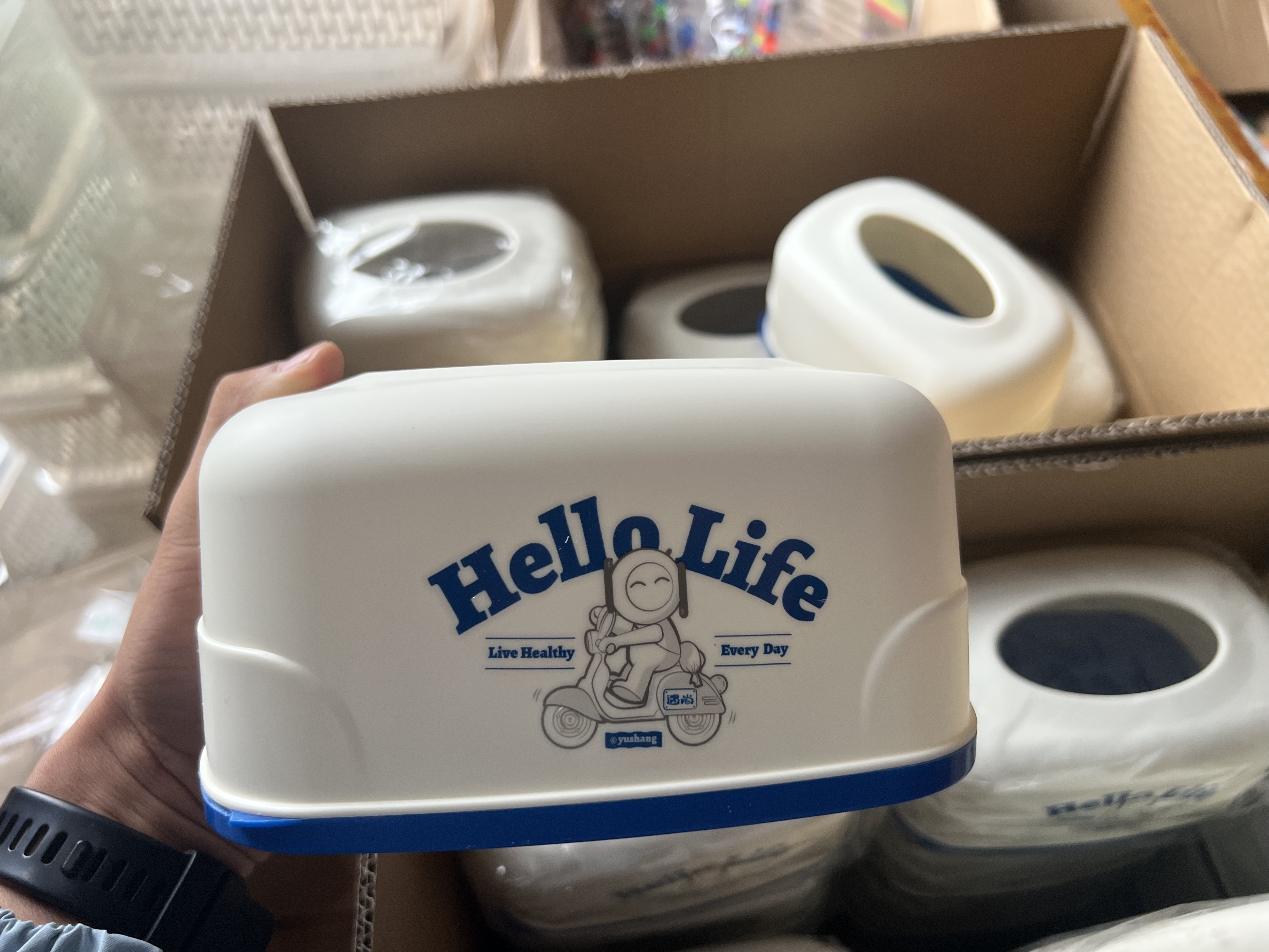 品牌尾货拍一发二高品质多功能抽纸盒大容量家用车载防尘便携式