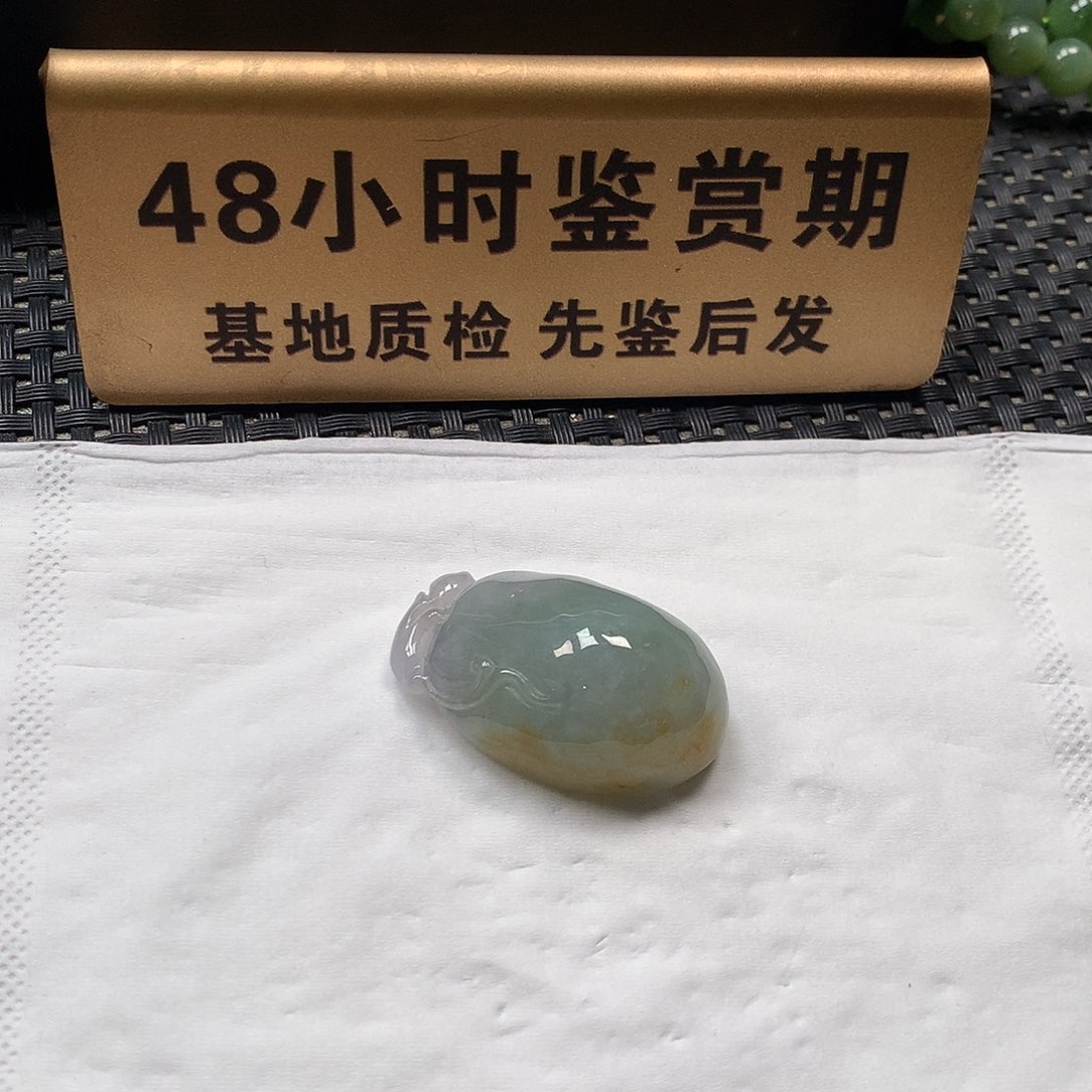 颈饰未镶嵌翡翠福瓜