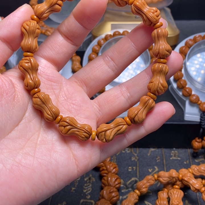 手串桃核花生手串13
