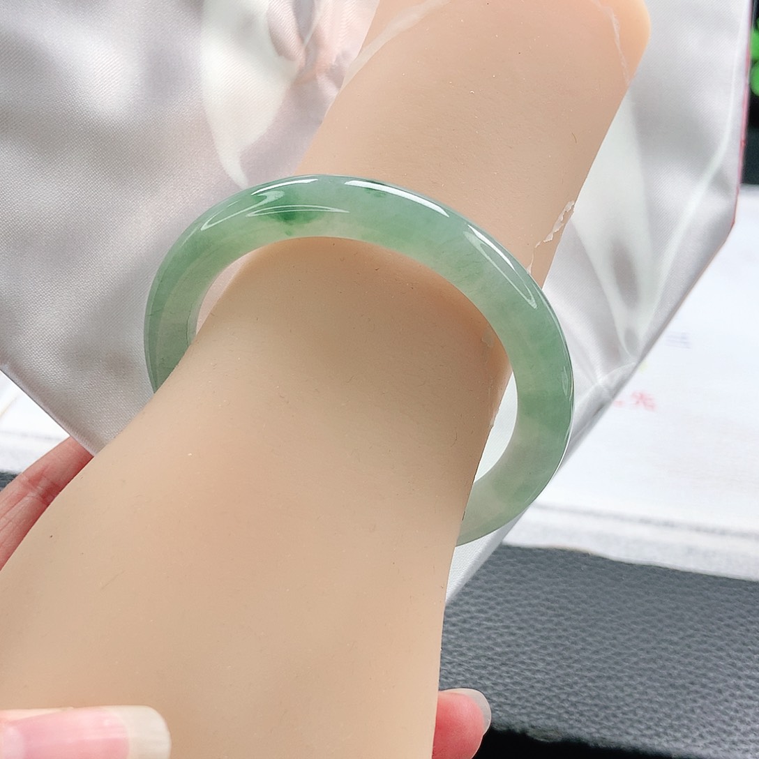 未镶嵌手镯翡翠53圆条