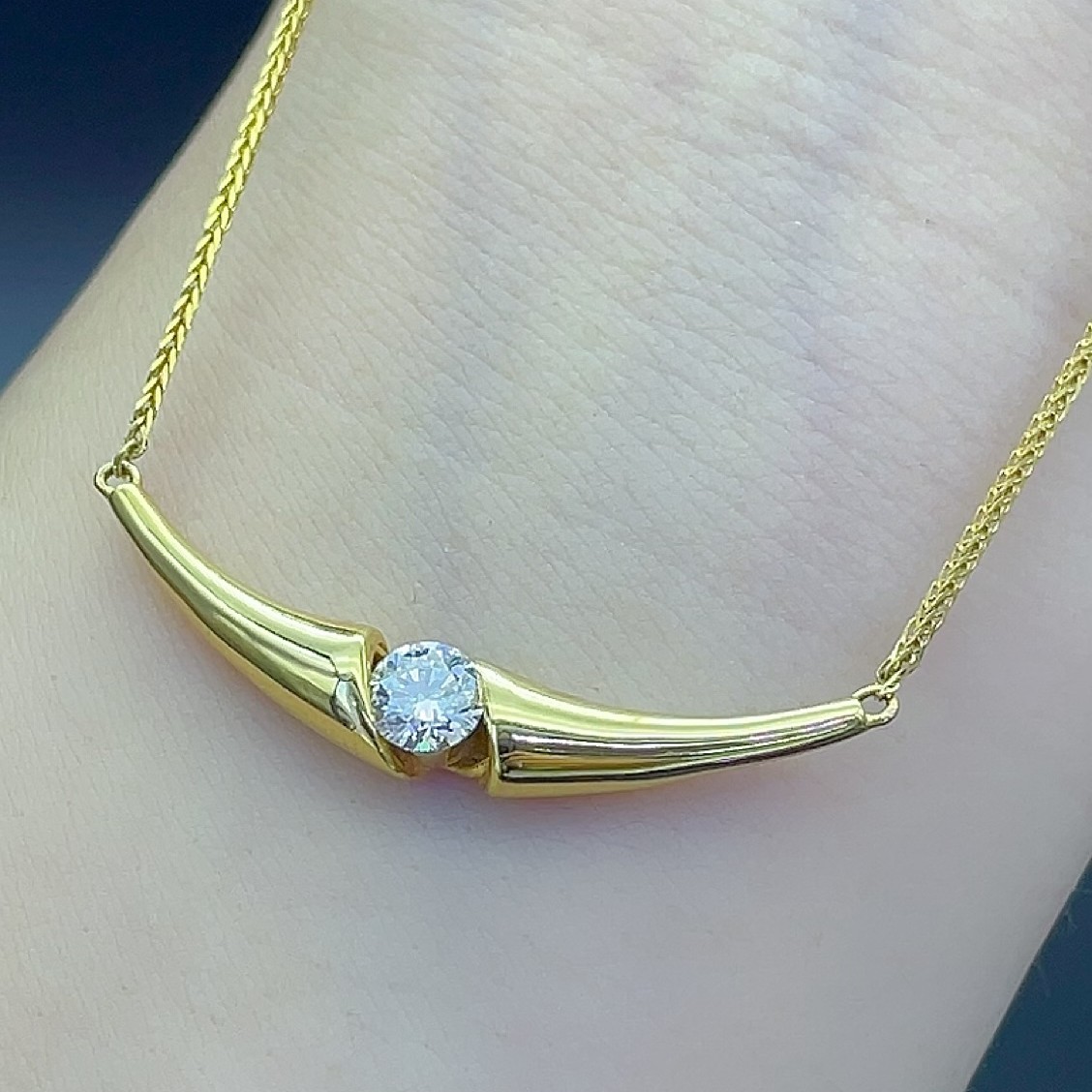  18k镶嵌钻石项链0.35时尚百搭大微笑3.4g