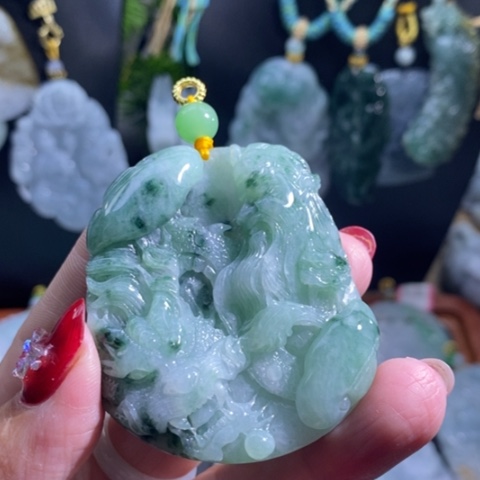 【闪购商品】颈饰未镶嵌翡翠关公