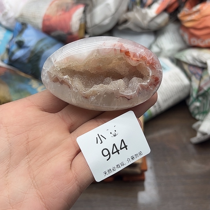 未镶嵌水晶大型摆件（非配饰）