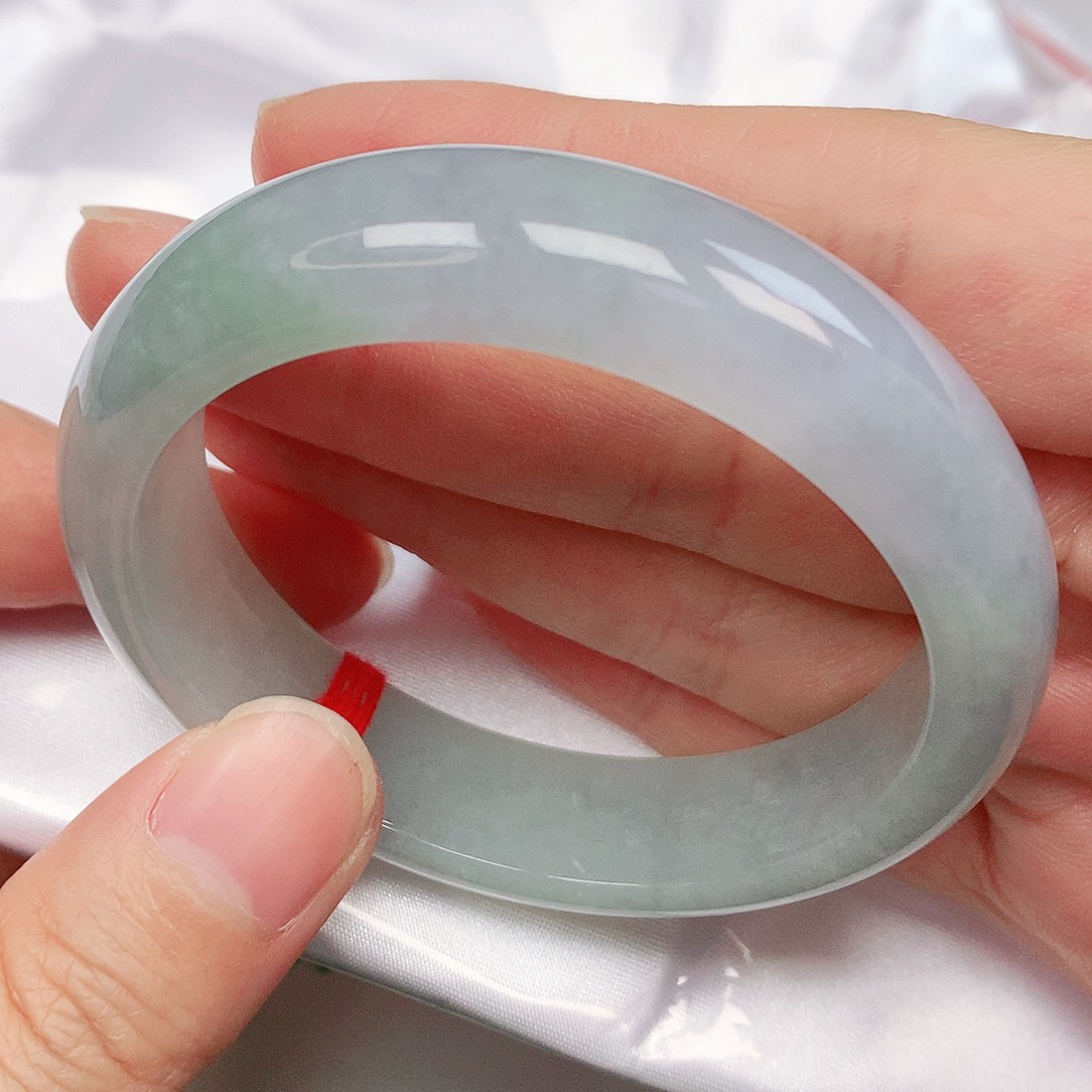 翡翠手镯未镶嵌抖音991