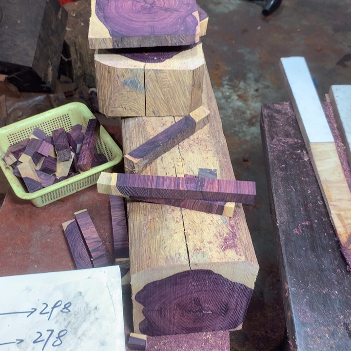 花梨木类1.8的13颗➕2颗备珠