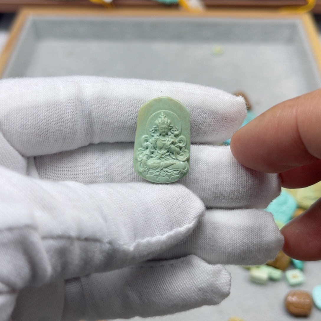 绿松石挂件未镶嵌