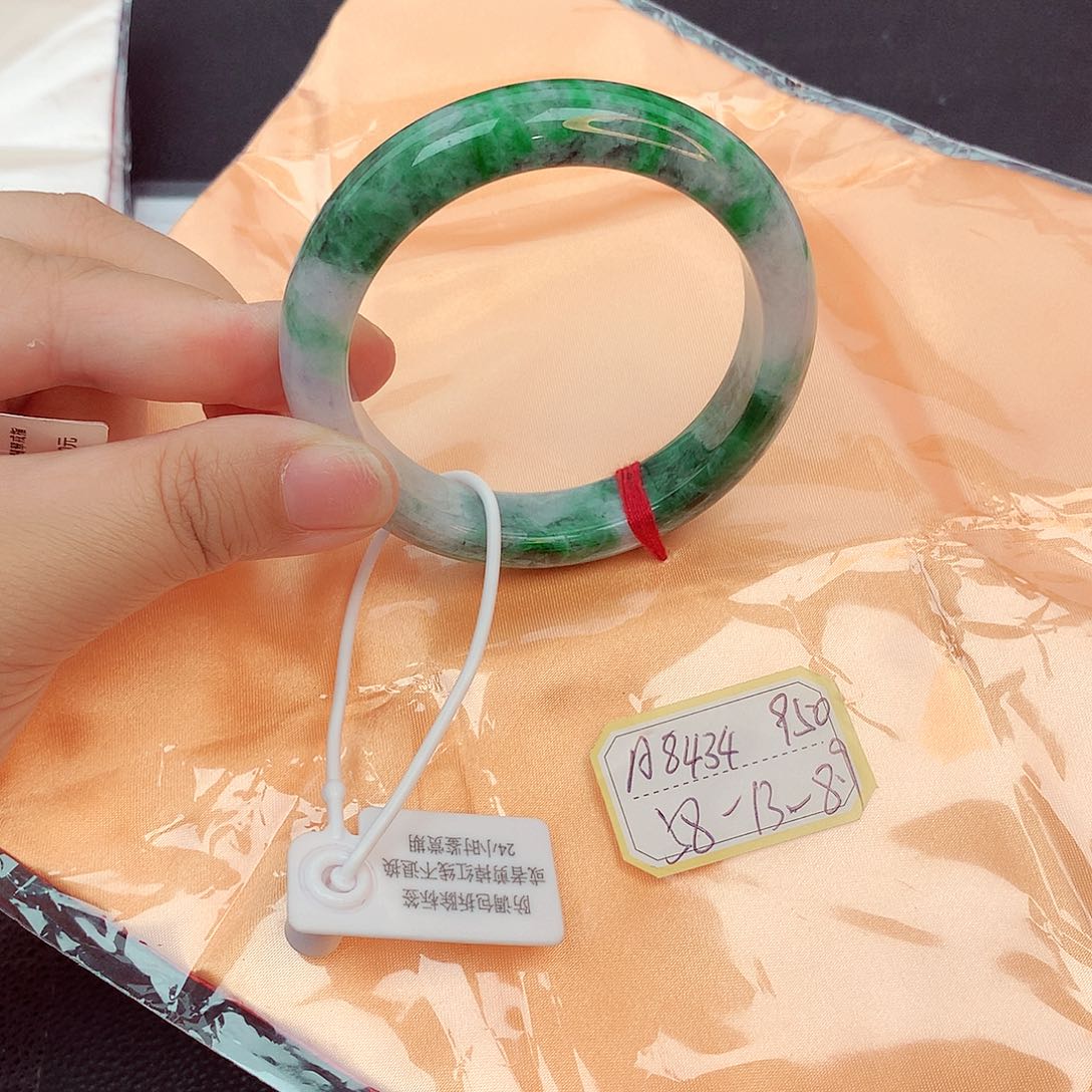 翡翠手镯未镶嵌天然缅甸翡翠A货