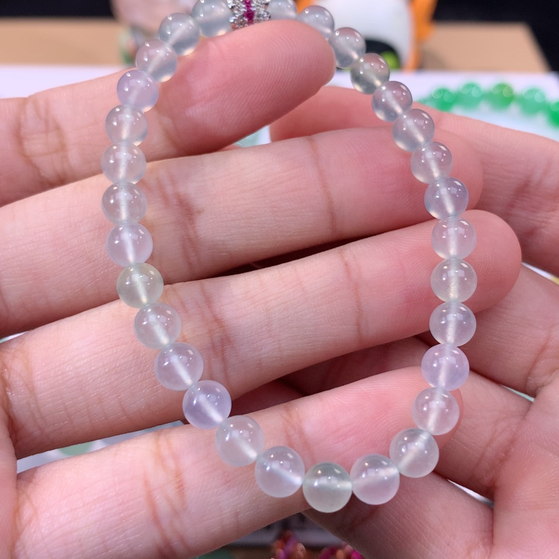 翡翠手链未镶嵌翡翠