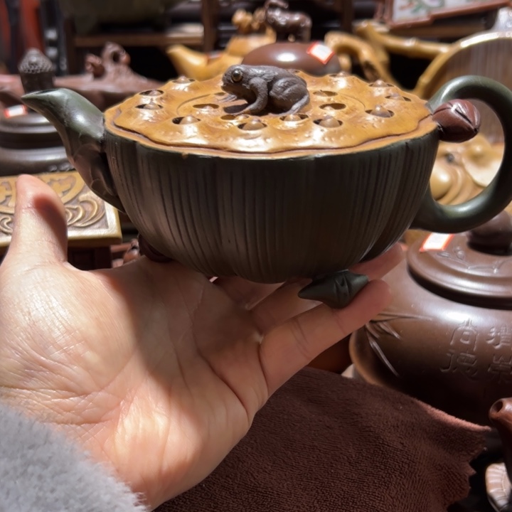 紫砂茶壶紫砂壶收藏起来了！