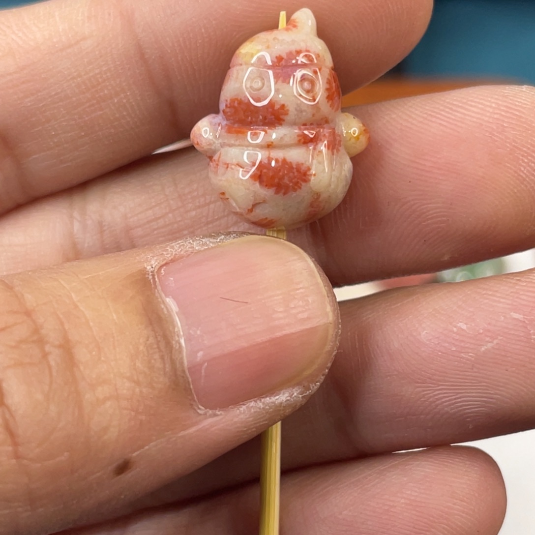 未镶嵌手镯硅化玉