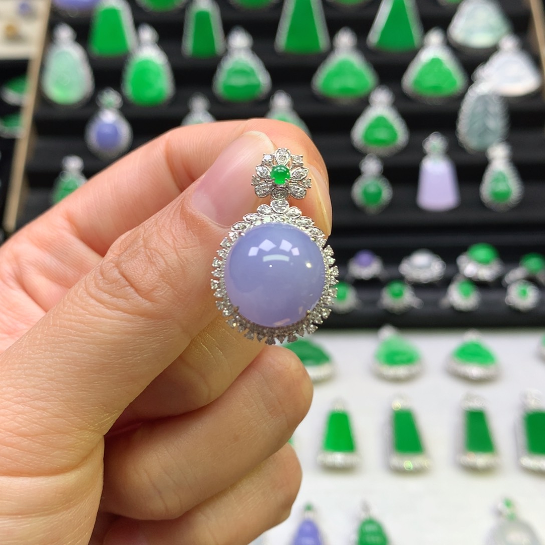 翡翠吊坠(不含链)18K金镶嵌