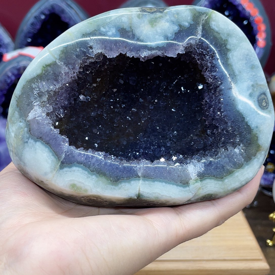 未镶嵌大型摆件（非配饰）紫晶