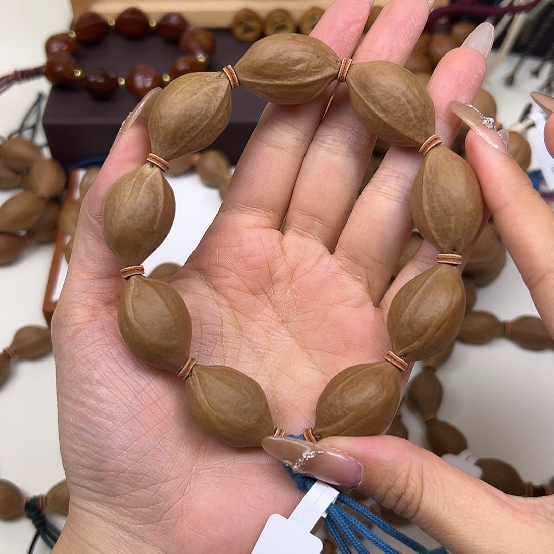 手串/手链橄榄核三花19.29