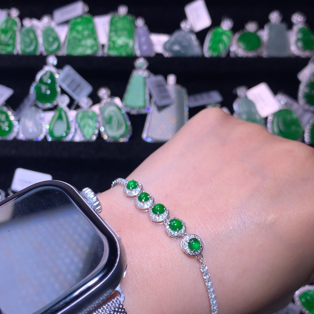 【闪购商品】银S925镶嵌翡翠耳饰