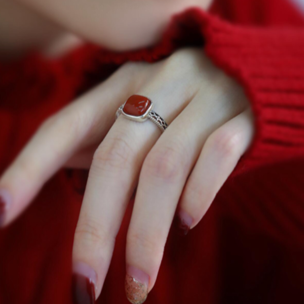  高级方糖国潮红色方糖戒指女红色石精工开口指环