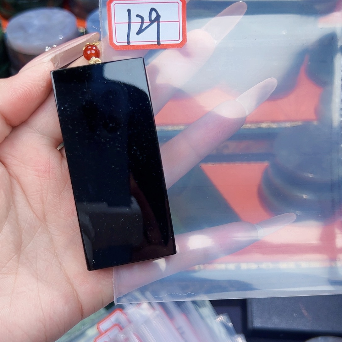 和田玉未镶嵌珠宝半成品