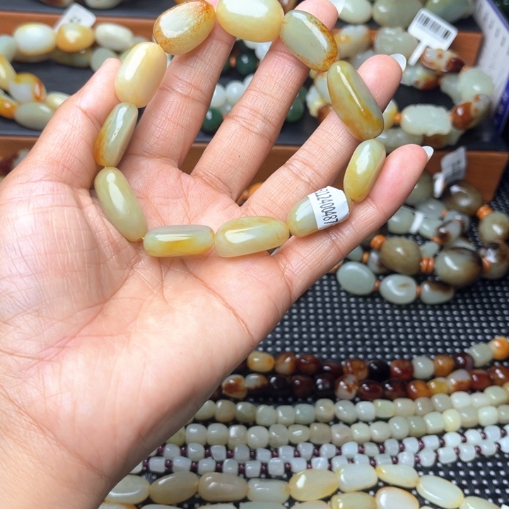 随***随和田玉未镶嵌手链