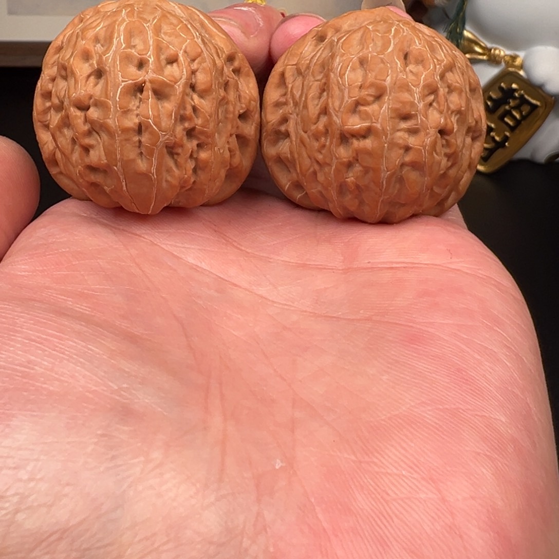 文玩核桃把件40全品铁锤