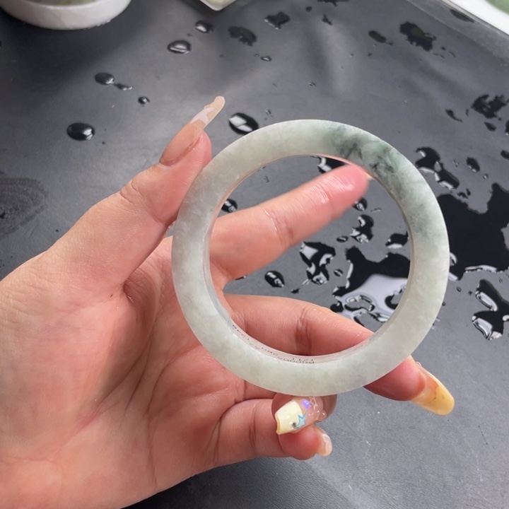 定制翡翠翡翠手镯未镶嵌