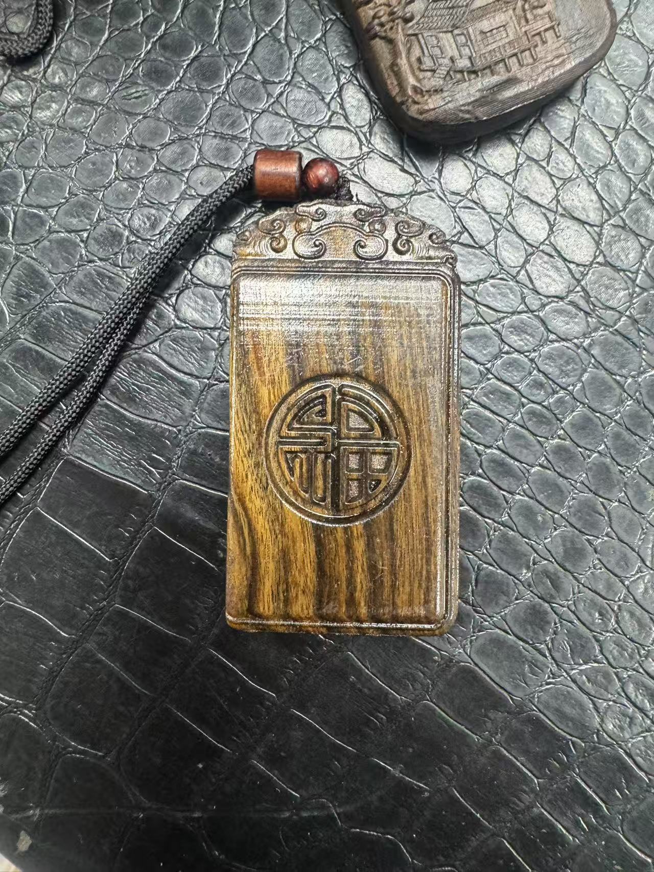 D36印度尼西亚文玩吊坠