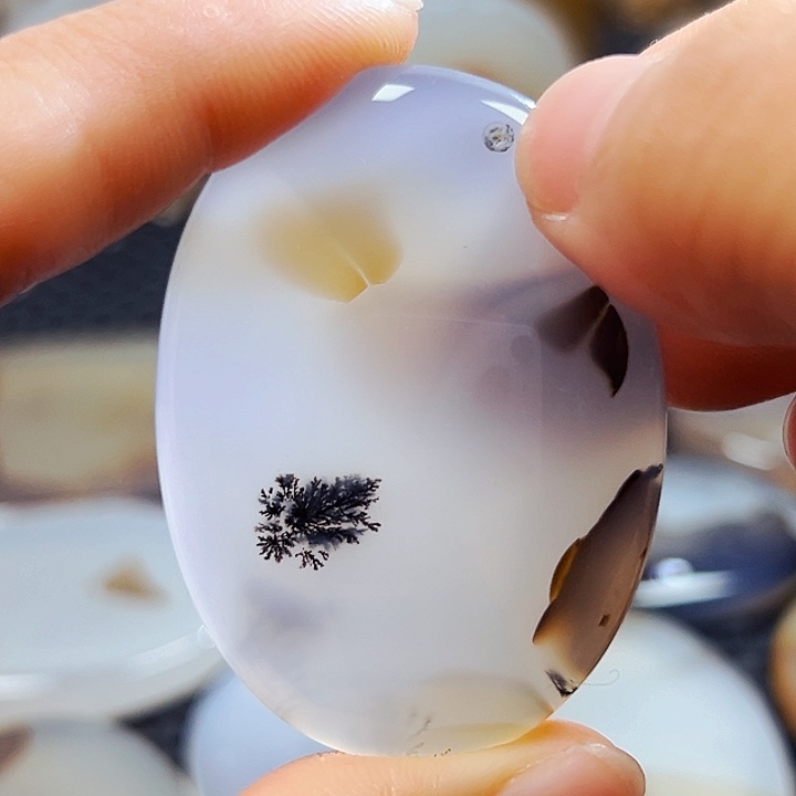 玛瑙/玉髓未镶嵌珠宝半成品